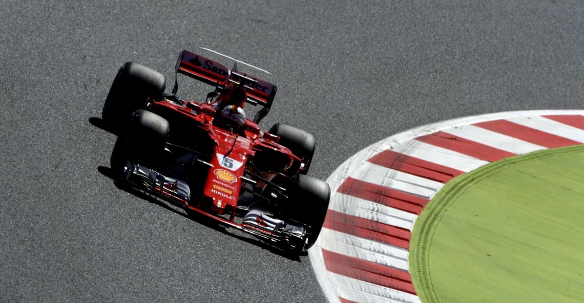 Vettel: Spie***yłem ostatnią szykanę