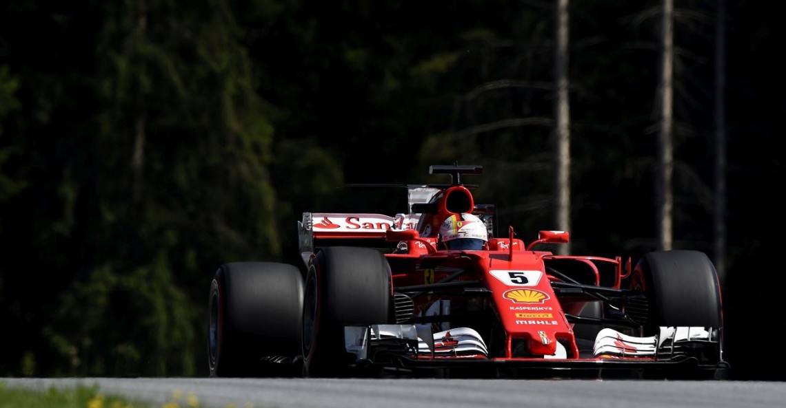 Vettel 'dumny', że rywale starają się osłabić Ferrari
