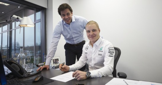 Mercedes zostawia sobie furtkę do pozyskania Vettela lub Alonso na sezon 2018