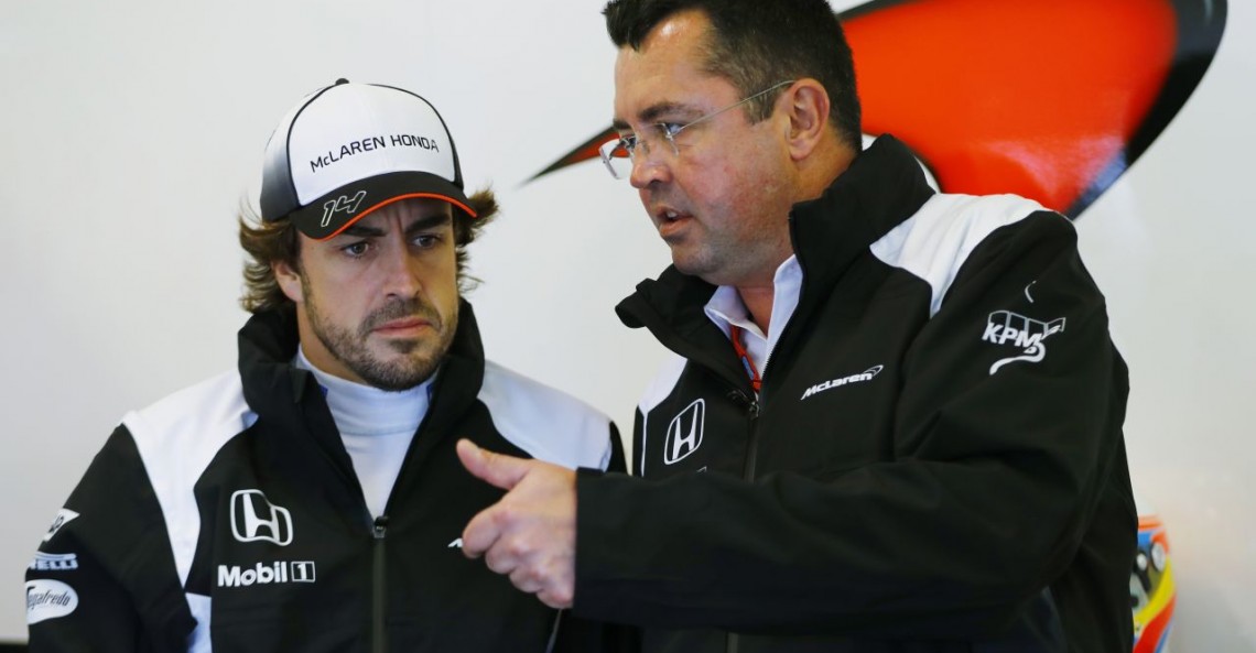 Alonso chwalony za GPS w głowie