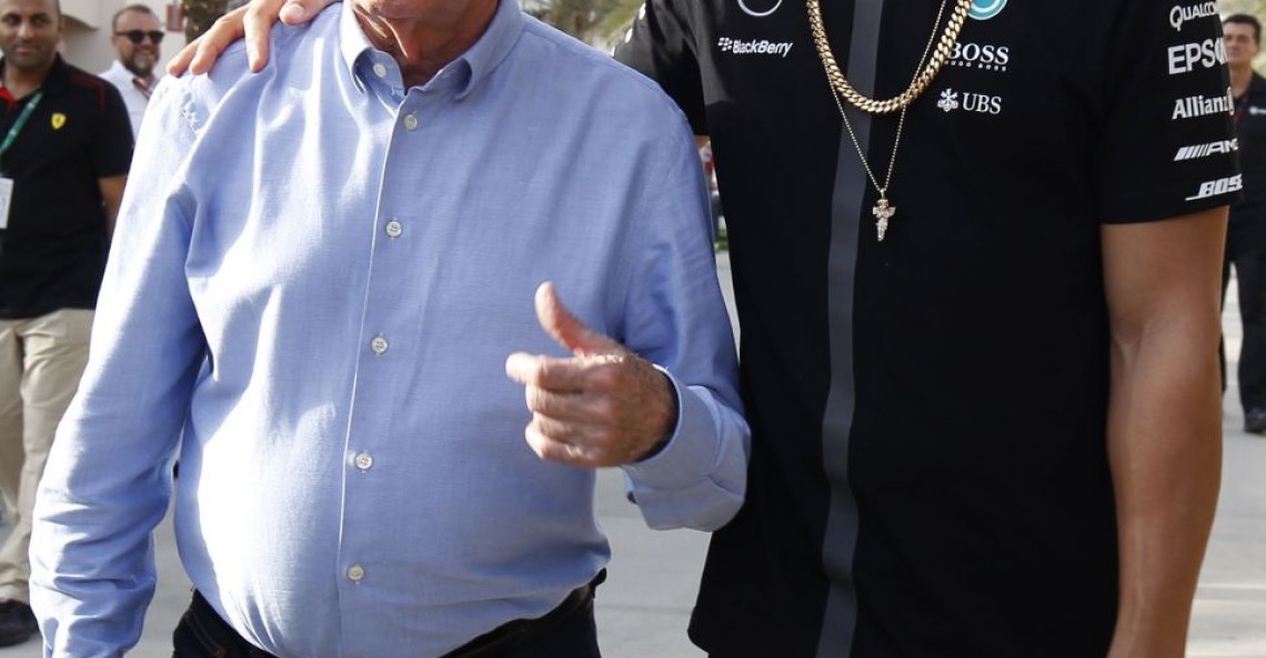 Hamilton przeciwstawia się zarzutowi nudzenia swoją dominacją w F1