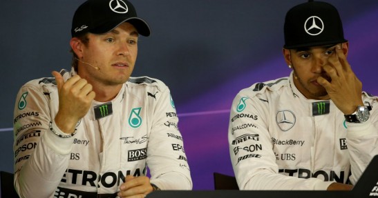 Verstappen nie zamierza obchodzić się ostrożniej z Rosbergiem i Hamiltonem