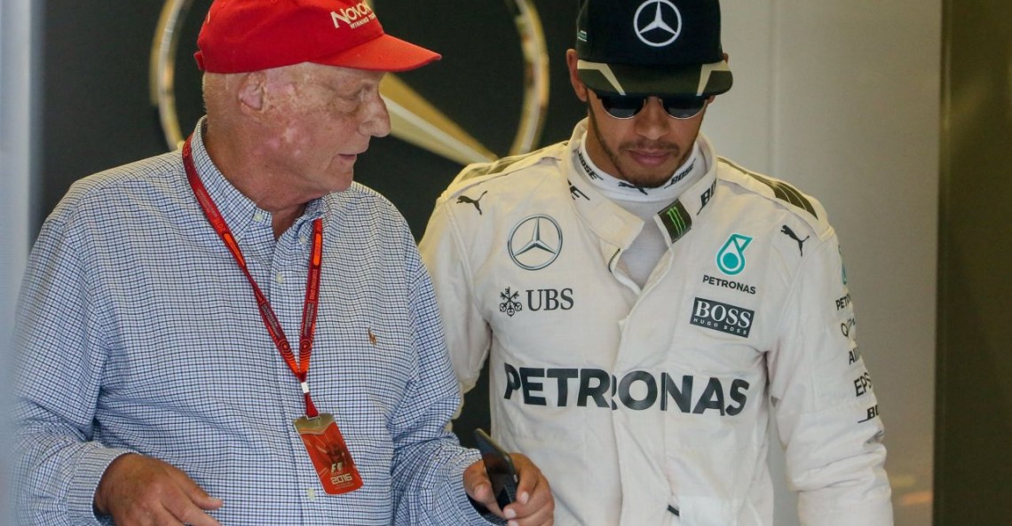 Hamilton chce przedłużenia kontraktu z Mercedesem wg Laudy