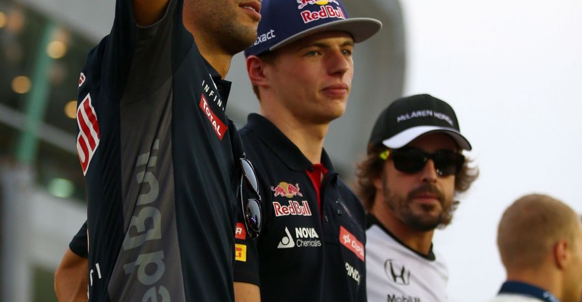 Marko: Ferrari dużo bardziej zainteresowane Ricciardo niż Verstappenem