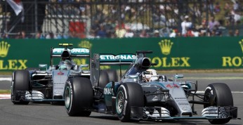 Hamilton uważa się za 0,3 sekundy szybszego od Rosberga wg...