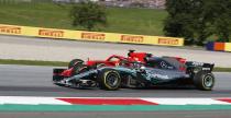 Mercedes wrci do starych felg w obawie przed protestem Ferrari