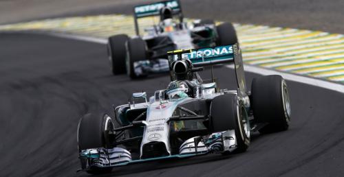 GP Brazylii - wyścig: Rosberg nie dał się Hamiltonowi