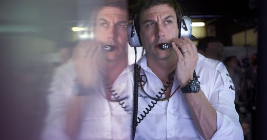 Mercedes spróbował uchronić Rosberga i Hamiltona przed Verstappenem telefonem do jego ojca