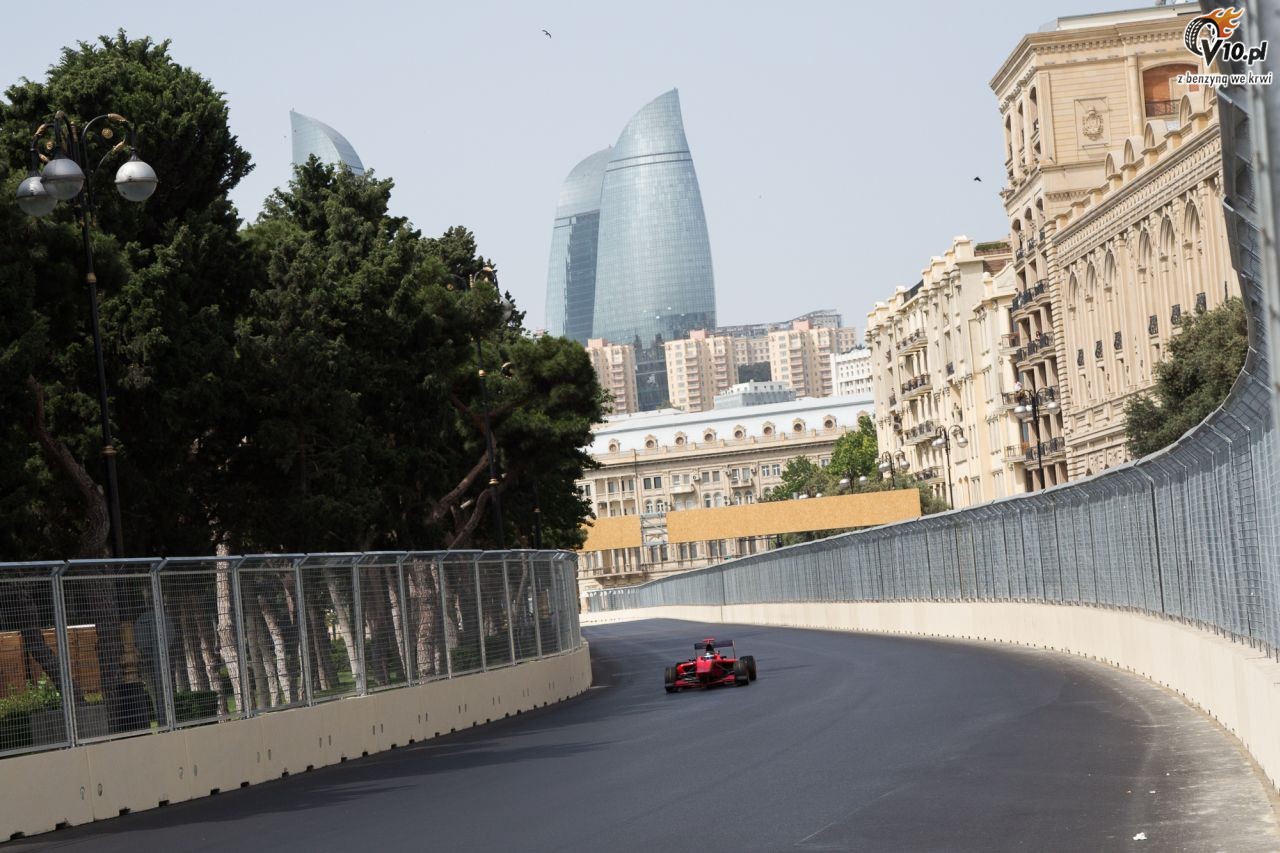 Pierwsza przejadka bolidem na nowym torze F1 w Baku