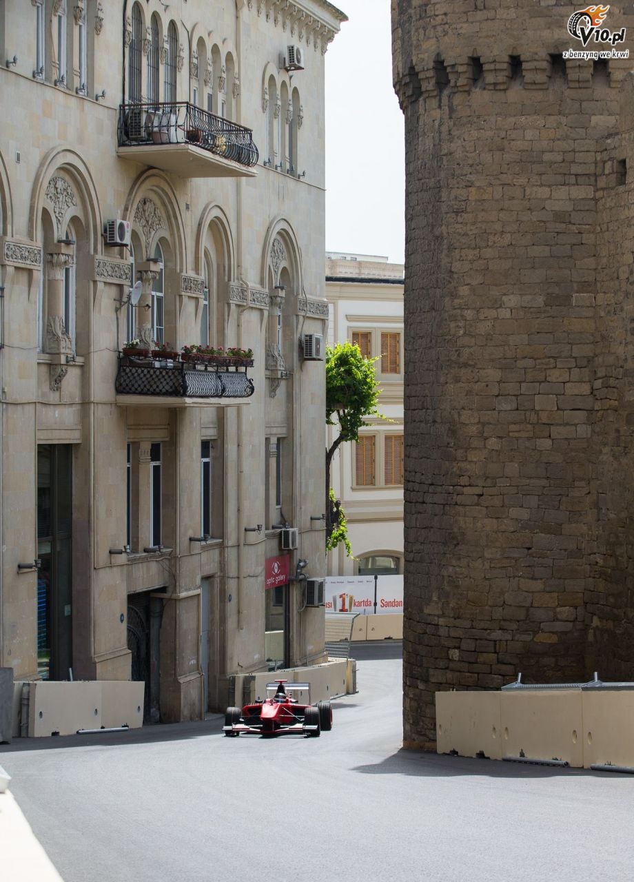 Pierwsza przejadka bolidem na nowym torze F1 w Baku