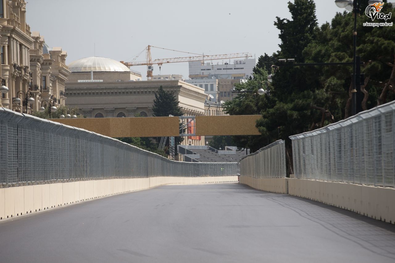 Pierwsza przejadka bolidem na nowym torze F1 w Baku