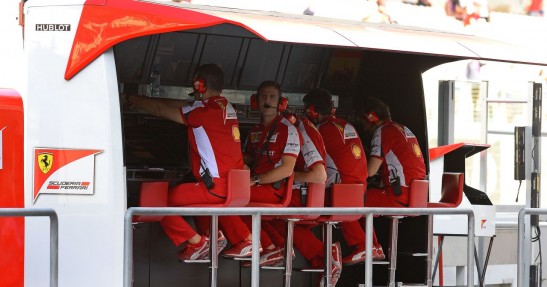 Ferrari zwolniło przez zakaz spalania oleju?