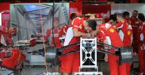 Bianchi sprawdza nowe poprawki do bolidu Ferrari na testach w linii prostej