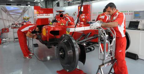 Ferrari zawrze w nowym bolidzie najlepsze pomysy konkurencji