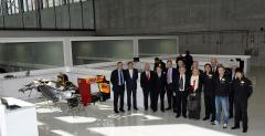 Jean Todt odwiedzi HRT. Zobacz zdjcia nowej fabryki zespou
