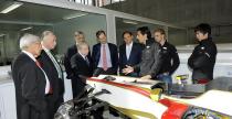 Jean Todt odwiedzi HRT. Zobacz zdjcia nowej fabryki zespou