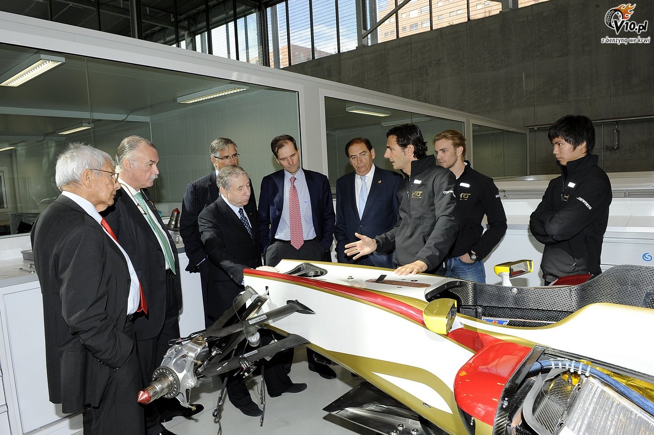 Jean Todt odwiedzi HRT. Zobacz zdjcia nowej fabryki zespou