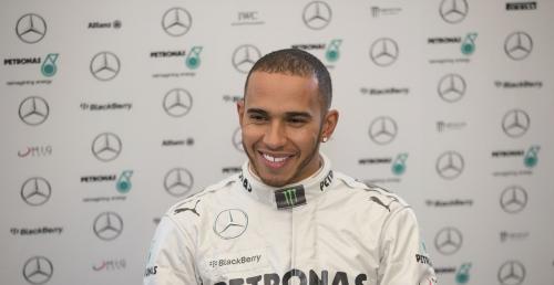 Hamilton wrci do Top Gear, by pobi rekord toru Vettela