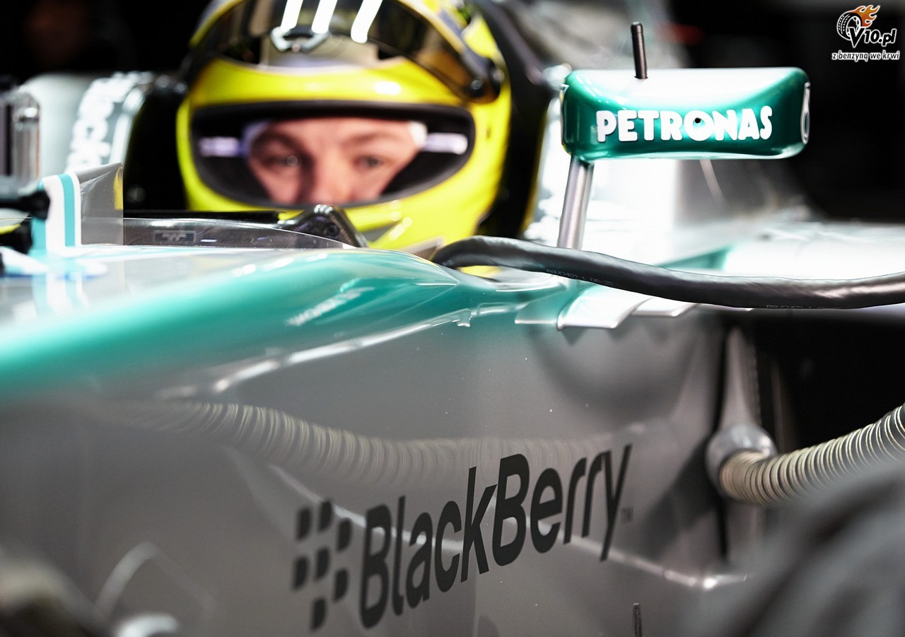 Mercedes W04 - prezentacja i pierwsza jazda