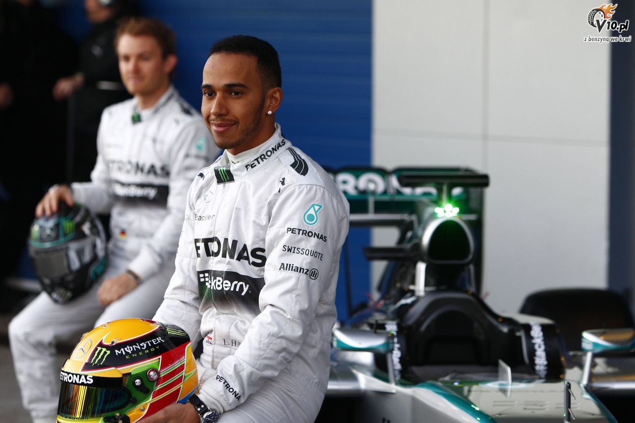 Testy F1 w Jerez: Hamilton rozbi Mercedesa