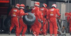 Rkawice Ayrtona Senny, kierownica Vettela, koo Raikkonena - aukcja F1, jakiej jeszcze nie byo
