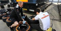 Lotus krytykuje Pirelli za bardzo konserwatywny dobr opon na kolejne wycigi