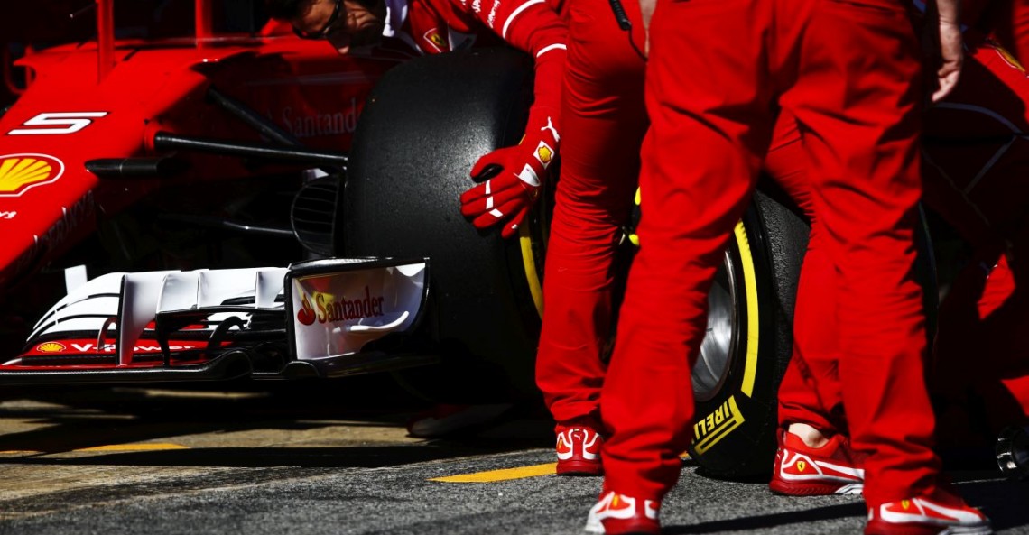 Pirelli zaprzecza, że zrobiło opony pod Ferrari