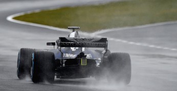 Ricciardo rozbił nowy bolid Red Bulla