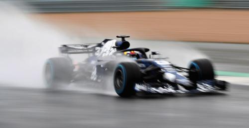 Ricciardo rozbi� nowy bolid Red Bulla