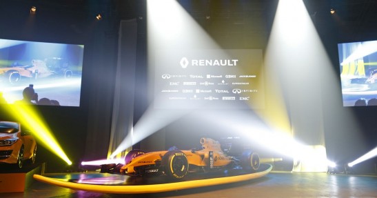 Renault zaprezentowało bolid F1 w wyścigowym malowaniu