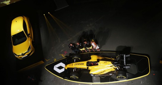 Renault zaprezentowało bolid F1 w wyścigowym malowaniu