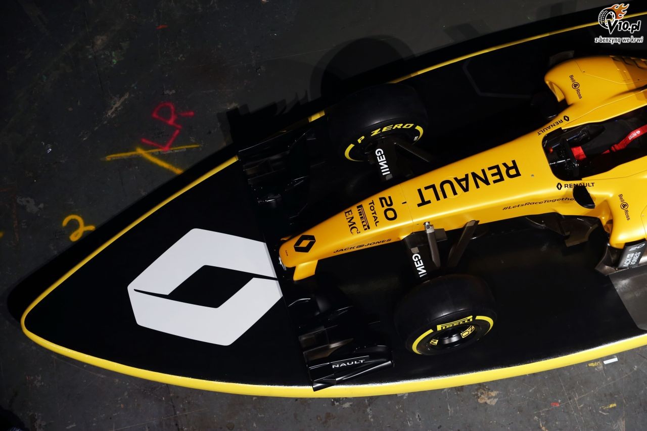 Renault zaprezentowao bolid F1 w wycigowym malowaniu