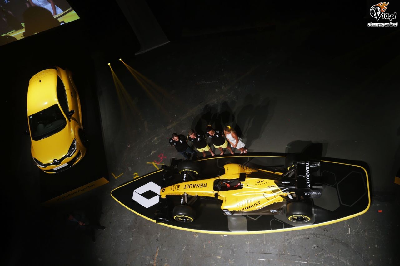 Renault zaprezentowao bolid F1 w wycigowym malowaniu