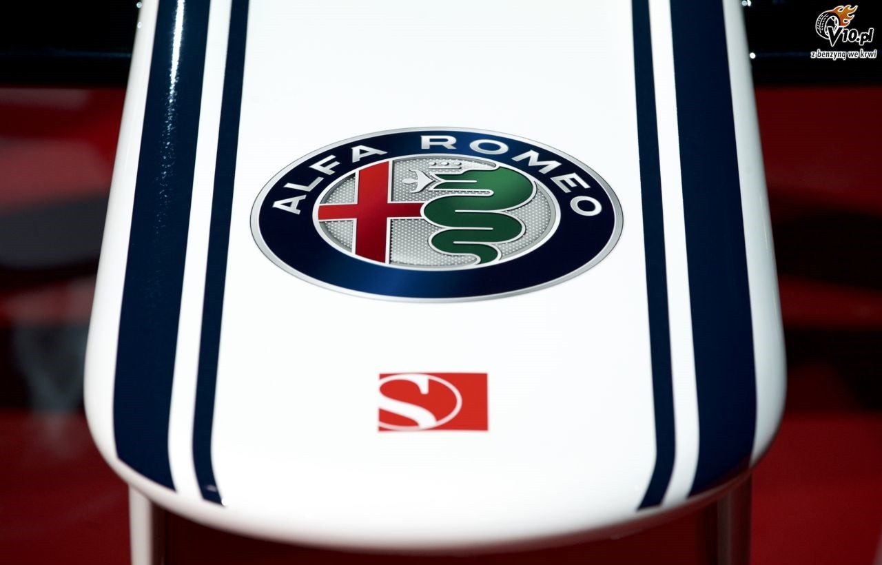 Sauber pokaza nowe malowanie bolidu z brandingiem Alfy Romeo