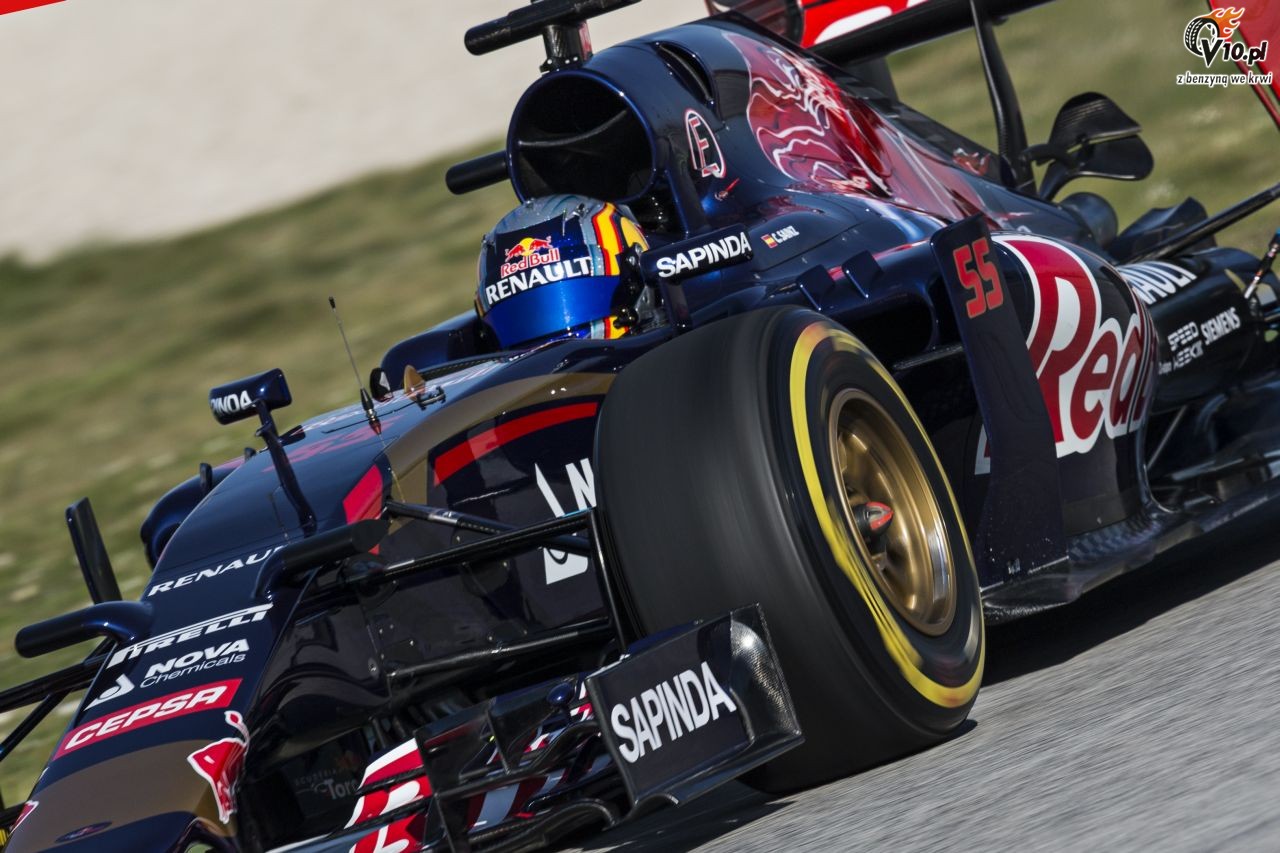 Bolid Toro Rosso na sezon 2015 odsonity