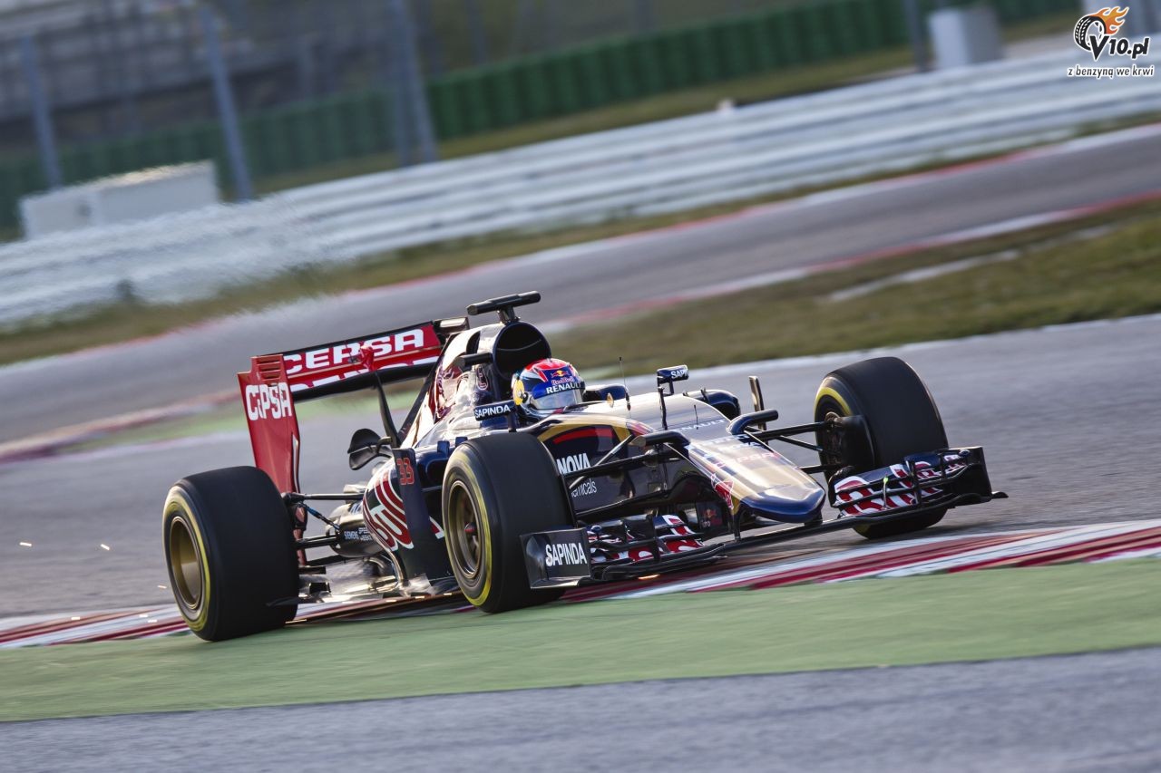 Bolid Toro Rosso na sezon 2015 odsonity