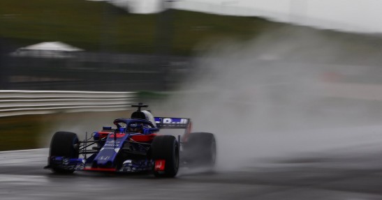 Nowy bolid Toro Rosso na kolejnych ujęciach