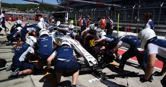 Guy Martin mechanikiem Williamsa na Spa