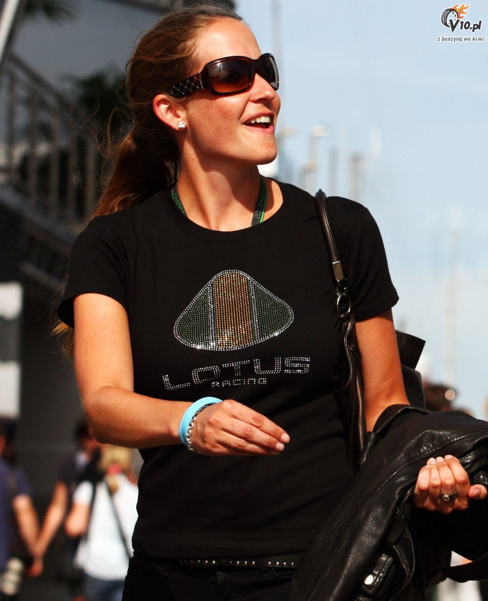 Catherine Hyde - Heikki Kovalainen