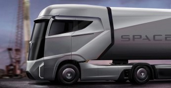 Elon Musk zapowiada elektryczną półciężarówkę