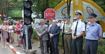 Jak odpowiednio reagować na samochód uprzywilejowany