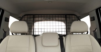 Gorączka wyprzedaży samochodów z kratką potrwa do końca marca