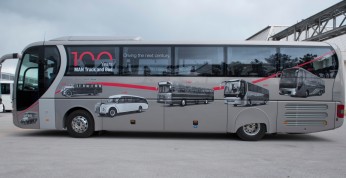 Autobus Man Lions Coach w limitowanej wersji 