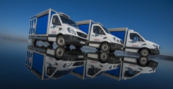 Mercedes dostarcza dla Tesco auta dostawcze, a także szkoli...