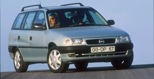 Prosta i wytrzymaa Astra F - stay element krajobrazu polskich wsi