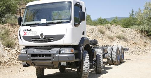 Renault Kerax Xtrem z 24-calowymi kołami