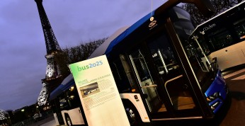 Paryż testuje elektryczny autobus polskiej produkcji - Solaris...