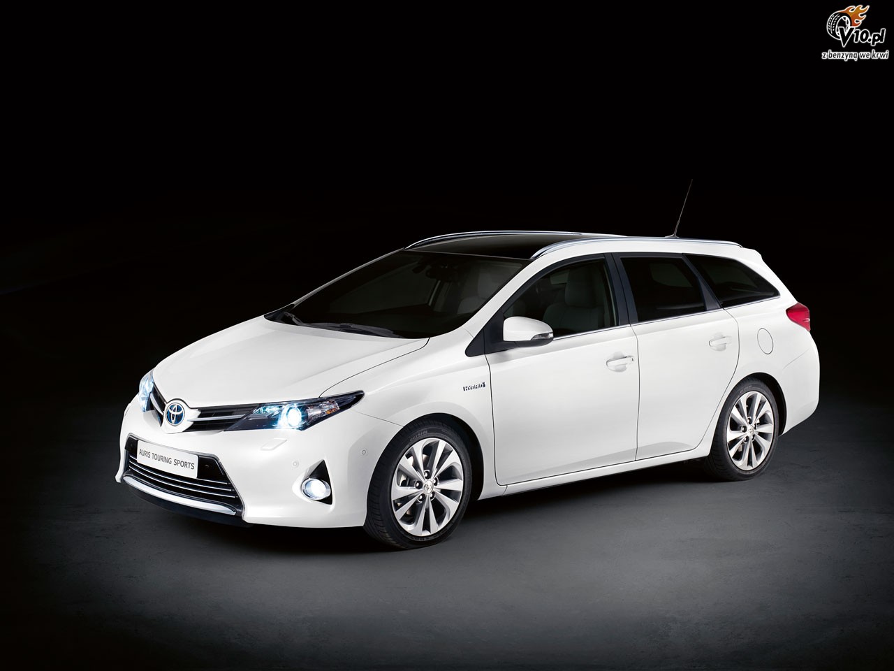 Toyota Auris Touring Sports... lub po prostu Auris kombi