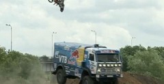 Backflip nad latajcym KAMAZ'em RedBulla!