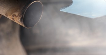 Zakaz wjazdu do centrów miast dla starych samochodów?